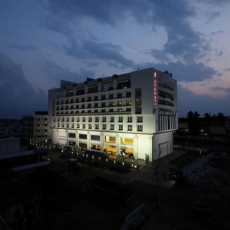 Hotel Shelton Rājahmundry Exterior foto